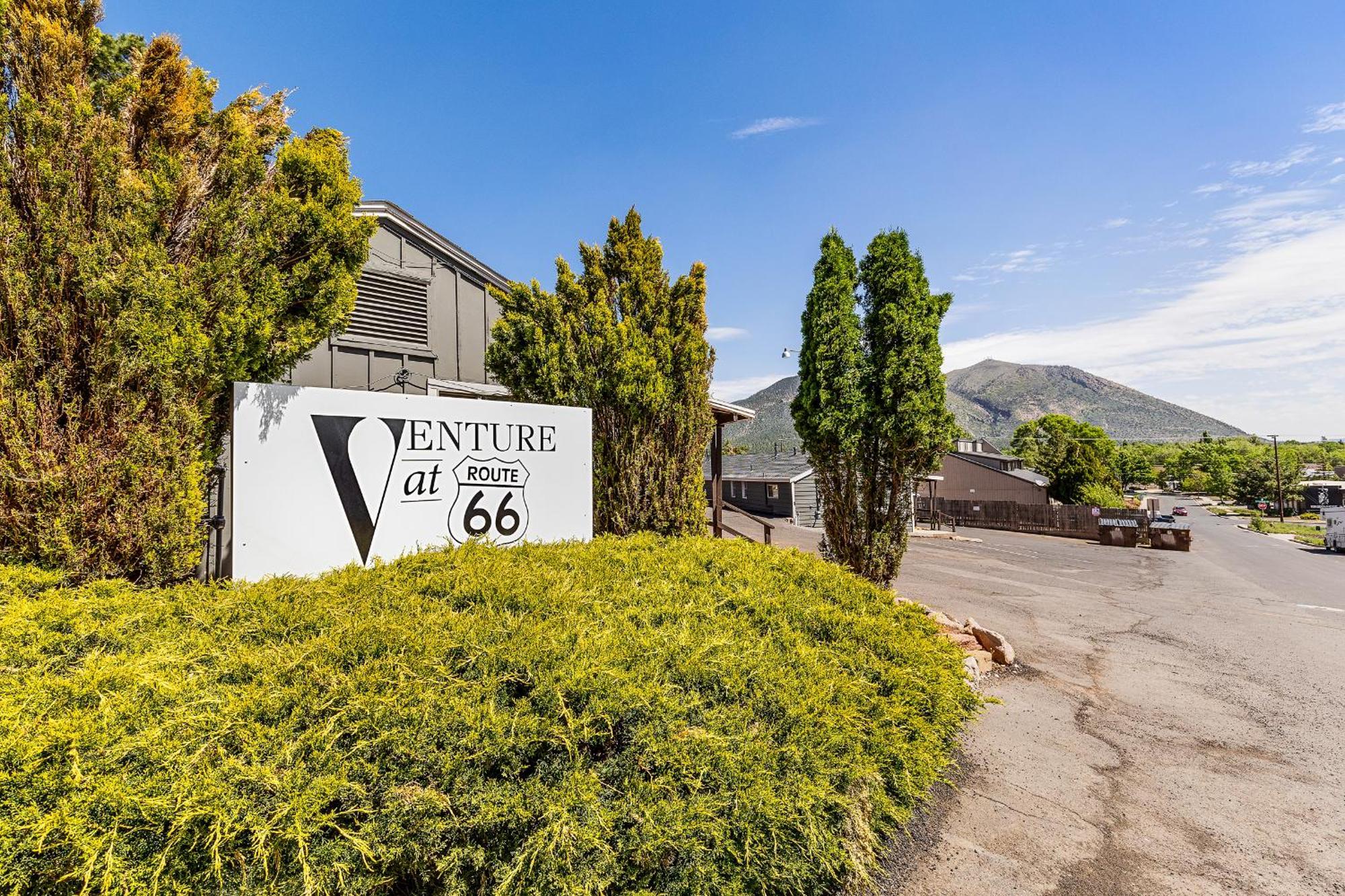 شقة Venture At Route 66 سارية العلم المظهر الخارجي الصورة